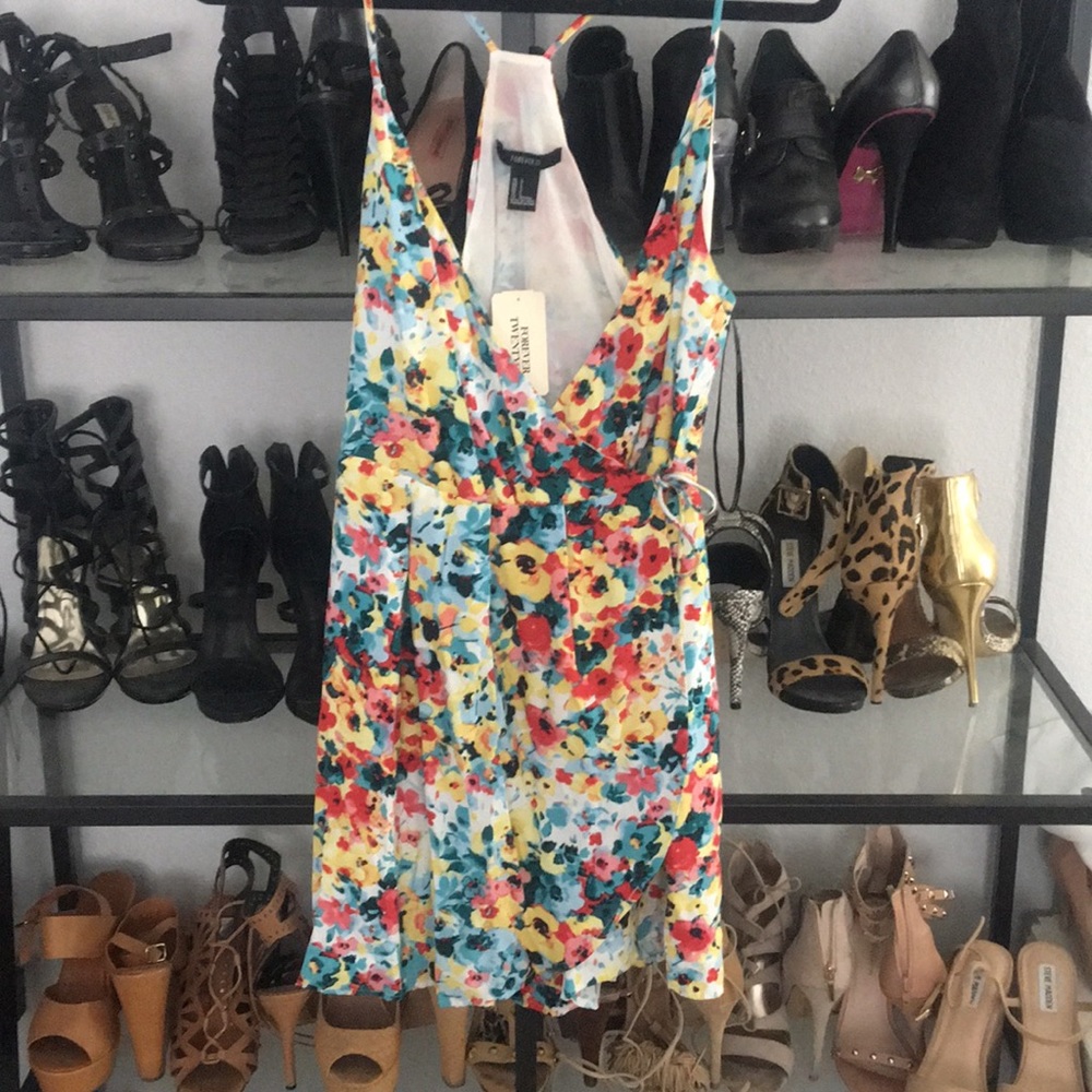 NWT floral mini wrap dress